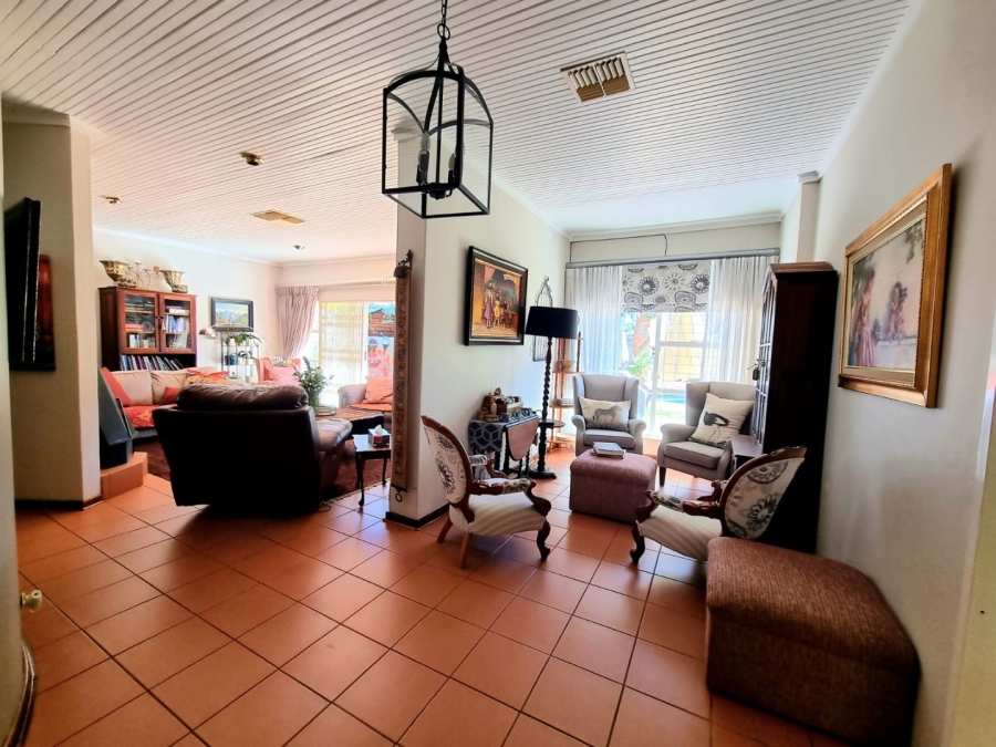 5 Bedroom Property for Sale in Monument Heights Northern Cape